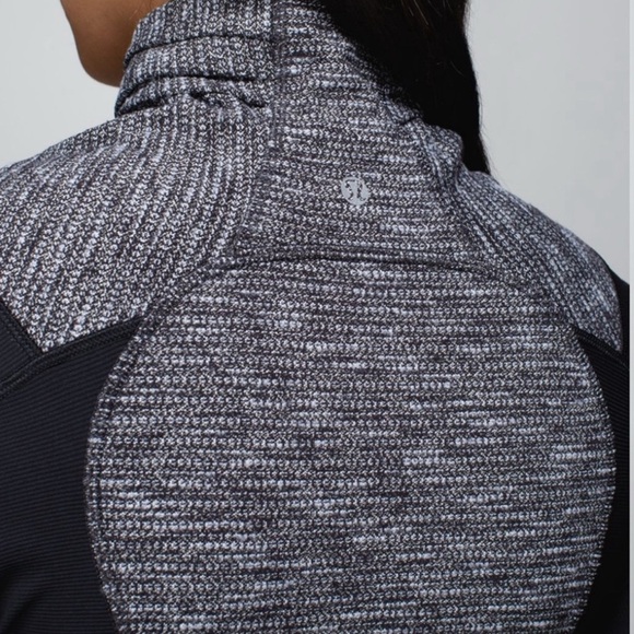 LULULEMON Bhakti Coco Pique Black Size 6 Double Zip Wrap Yoga Fitted Thumbholes - Picture 5 of 16